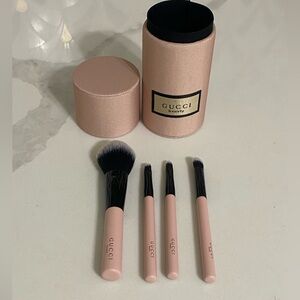 Gucci Beauty Travel Makeup brush set with Pink Holder.